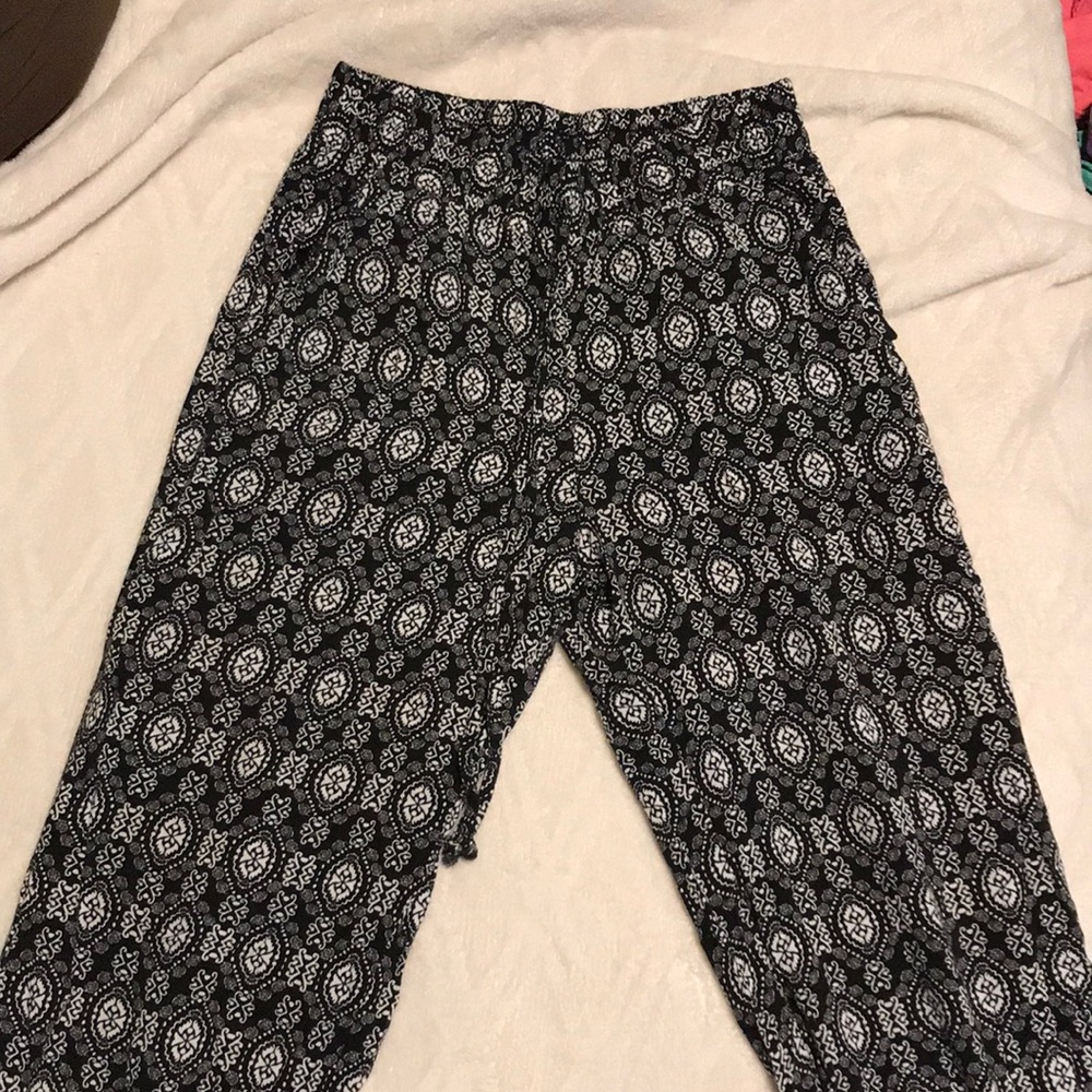 Black and white straight leg flowy pants